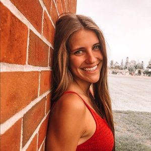 Meet your Posher, Lexi